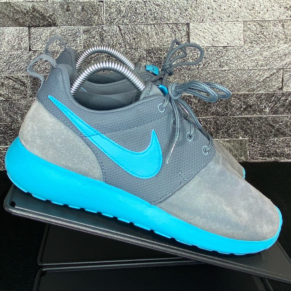 Nike Roshe Run Grey Seude/Aqua Running Shoes